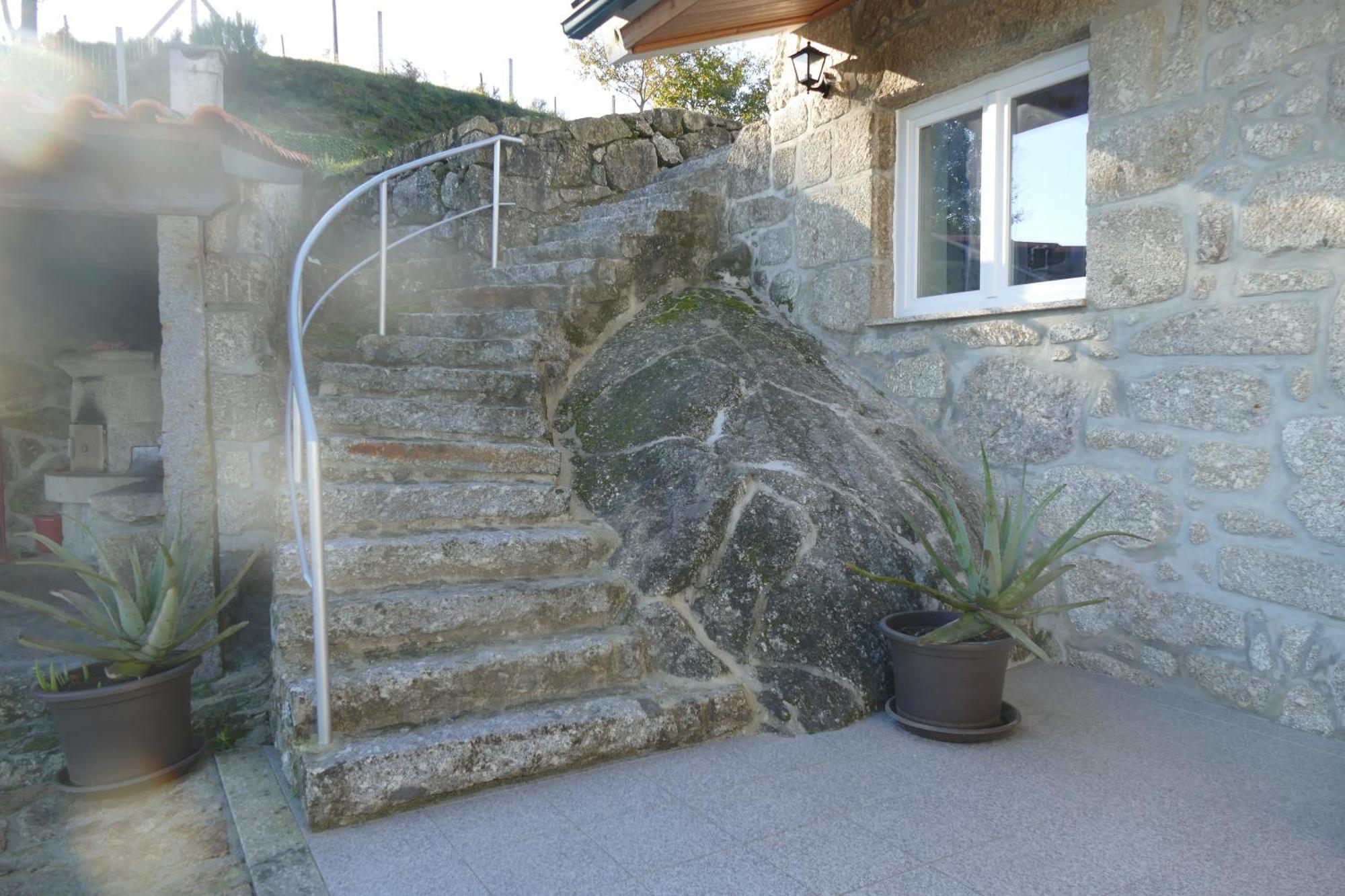 Casa Nos Penedos Pensionat Arcos de Valdevez Exteriör bild